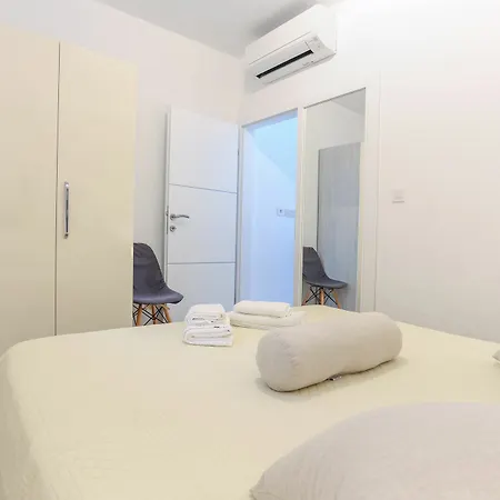 Capitis In The Centre Apartment Hvar Town